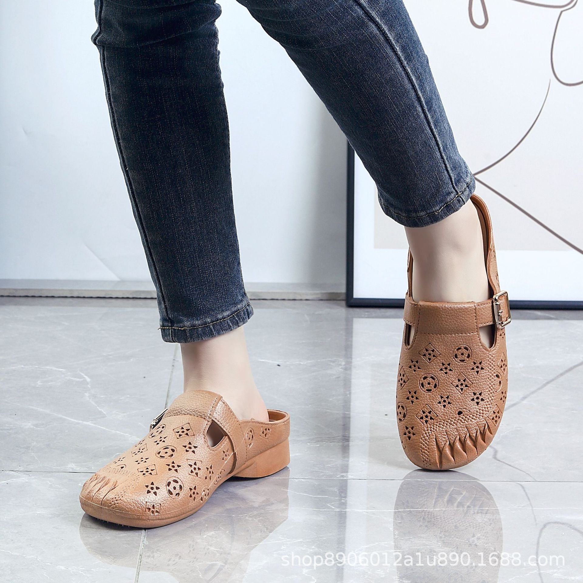 Chinelo Feminino Anatômico e Antiderrapantes