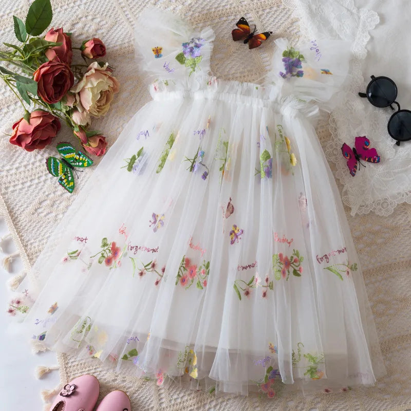 Vestido Infantil Floral com Tule – Elegância para Pequenas Princesas
